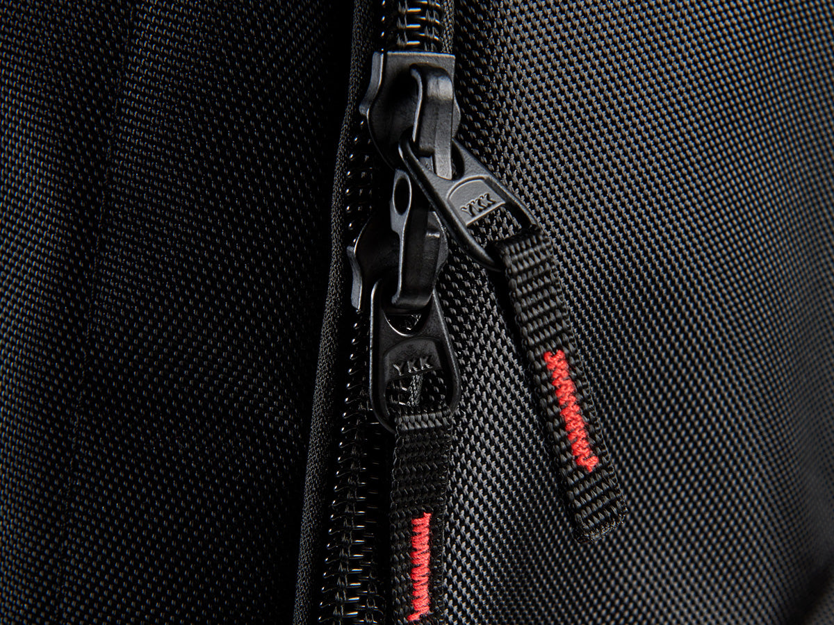 PRY pryground Front Zip Travel Bag シュウト