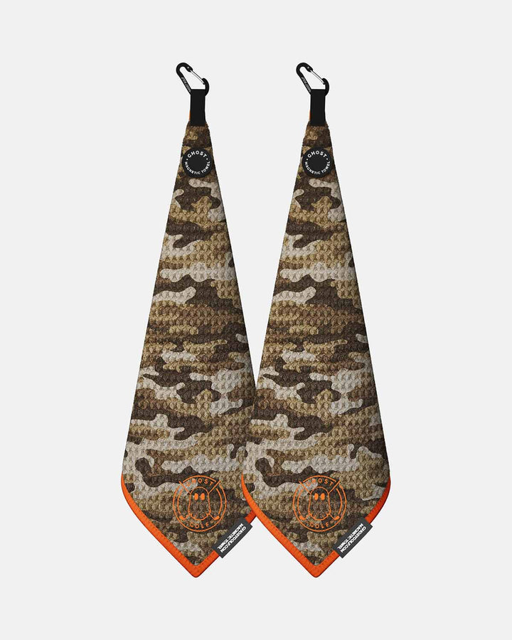2 Greenside towels with Magnet Patch and Carabiner. Color Desert Camo