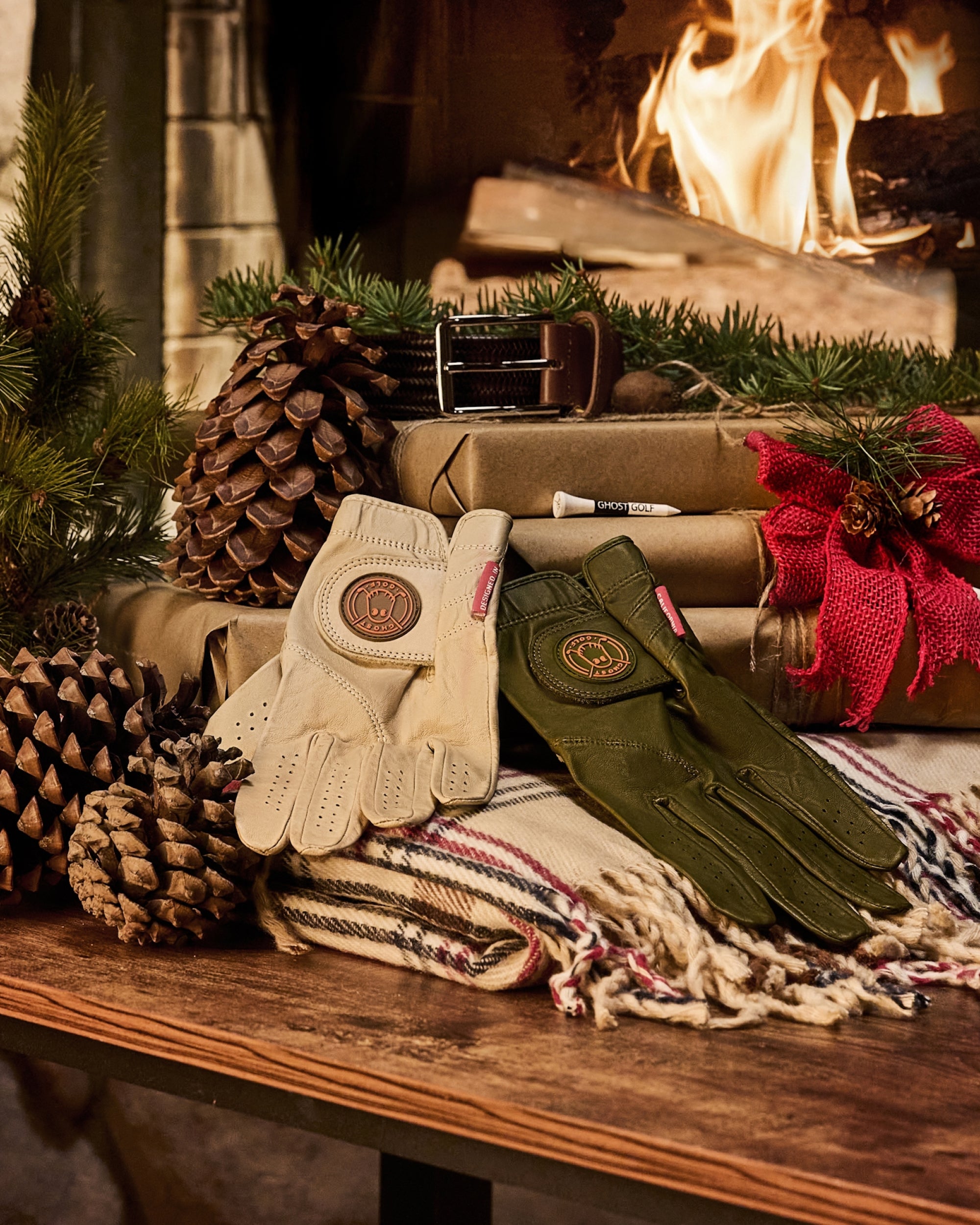 Mobile_-2025_Holiday_-_Footer