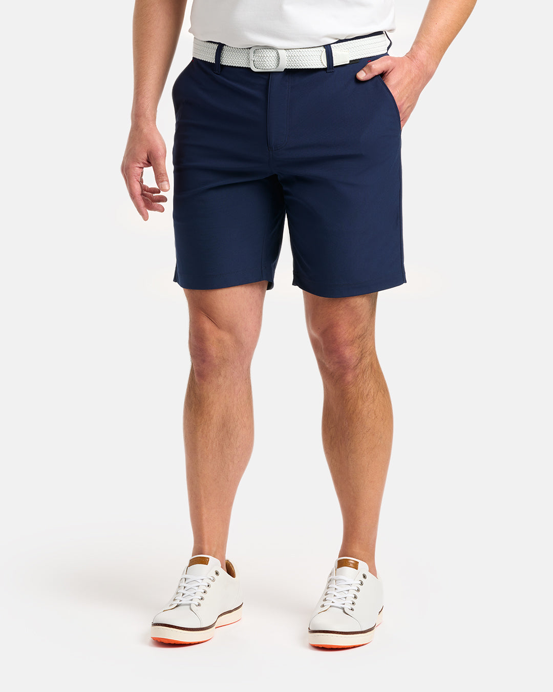 Shorts on Model_Navy_Side Angle#color_navy