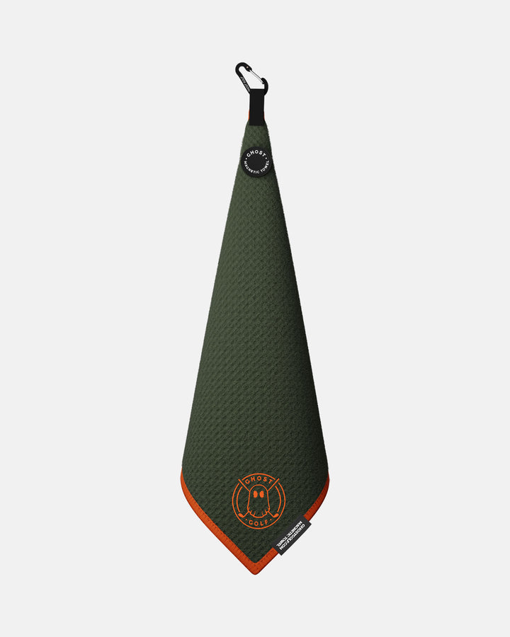 Greenside Towel with Magnet Patch and Carabiner. Rifle Green